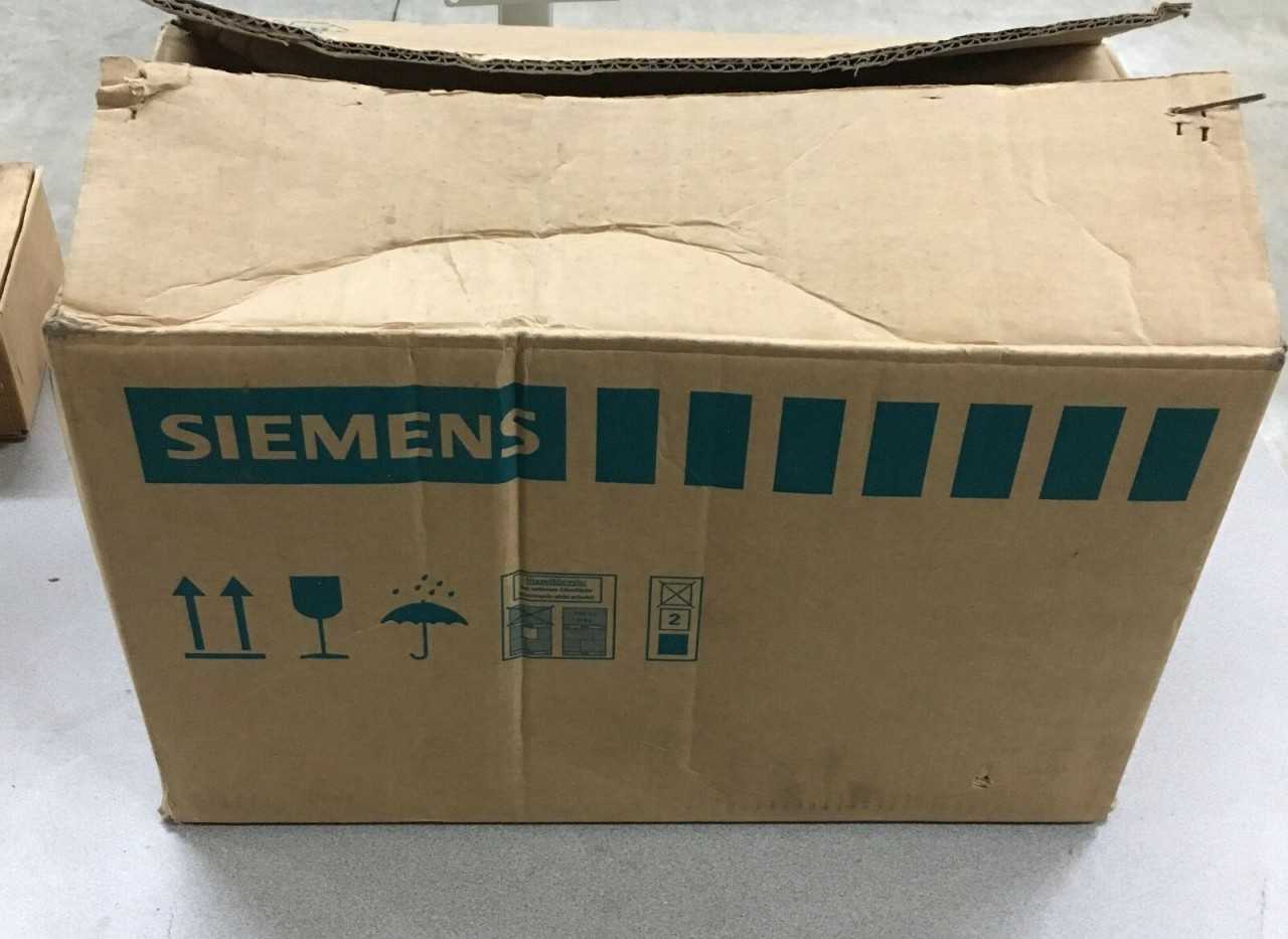 NEW IN BOX SIEMENS SERVO MOTOR 1FT7034-1AK71-1DG1 - SERVO