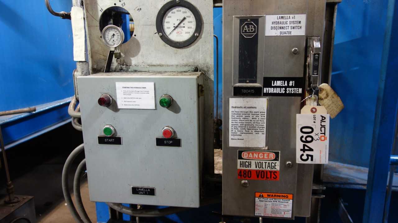 LOT OF 3 ALLEN BRADLEY COMBINATION STARTER DISCONNECT W/ CONTROL PANEL - AUTOMATION & CONTROLS
