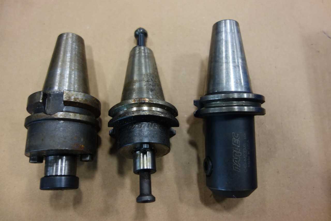 LOT OF ASSORTED CAT40 TOOL HOLDERS - PARLEC - ELECTRIC POWER TOOLS