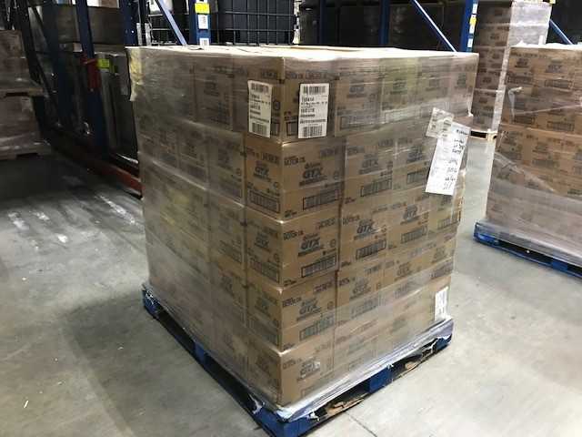 79 Pallets of Castrol Motor Oil - 79 000 Liters - PALLET JACKS