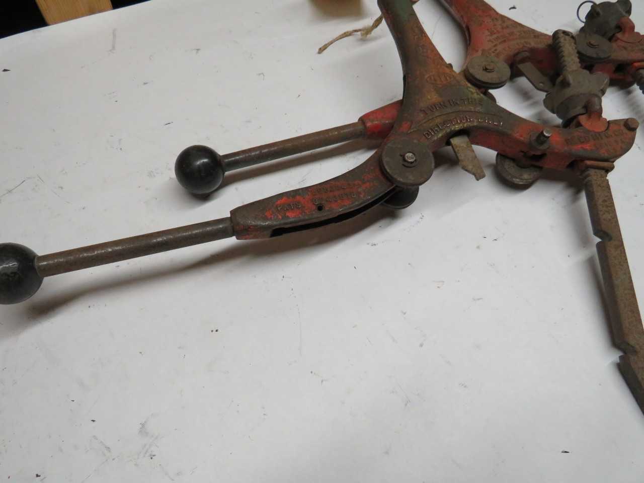 LOT 2 REED PIPE CUTTERS - ELECTRIC POWER TOOLS