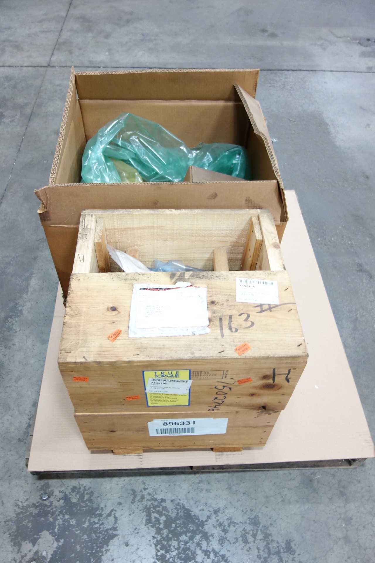 LOT OF ASSORTED POWER TRANSMISSION - POWER TRANSMISSION