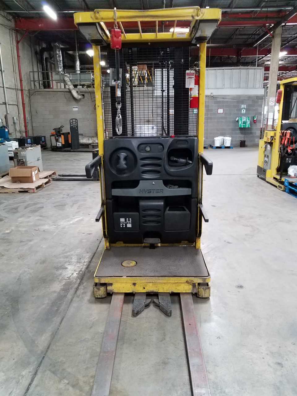 2007 Hyster R30XM2 order picker Shreveport LA - ORDER PICKER