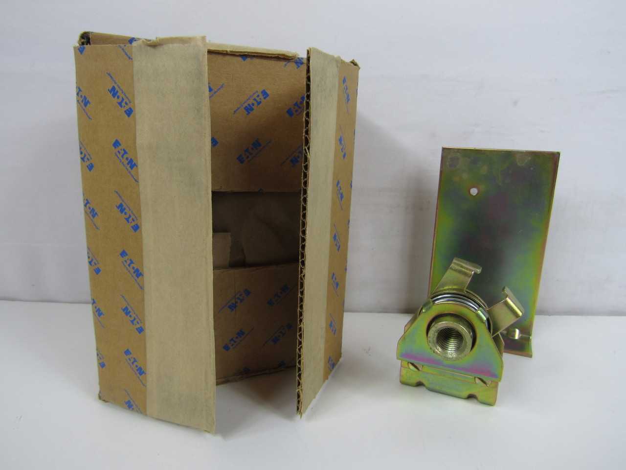 Quantity of 6x 4987D14G02 MCCB/Molded Case Circuit Breakers - CIRCUIT BREAKERS