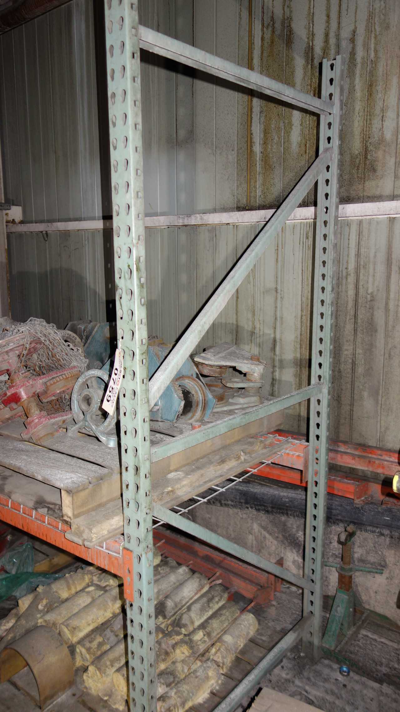 7X SECTIONS OF TEARDROP RACKING - PALLET RACKING