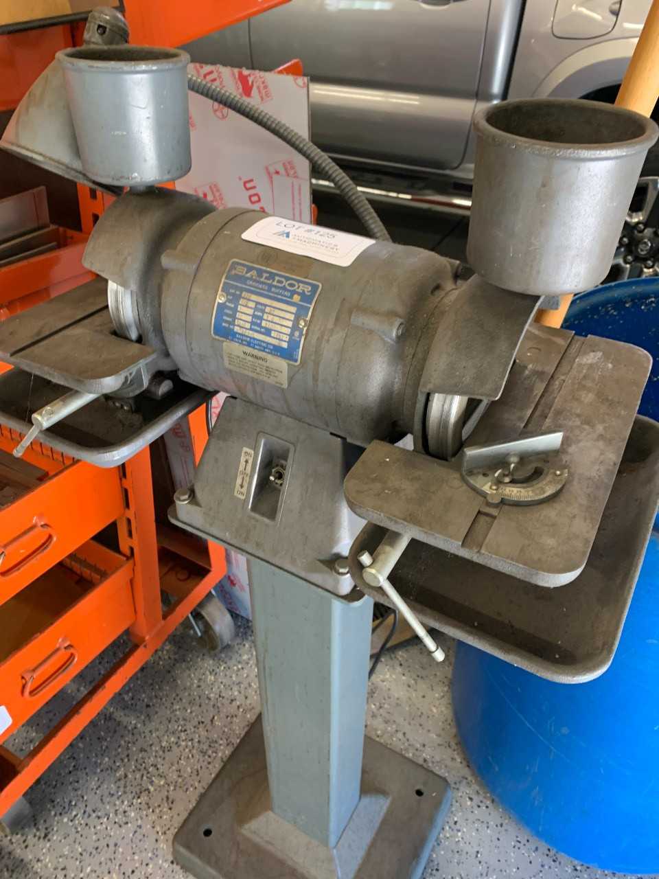 Baldor Pedestal Grinder (No 522) - GRINDING MACHINES