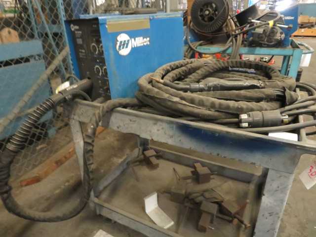 Miller XR Wire Feed Control and cart - MISCELLANEOUS
