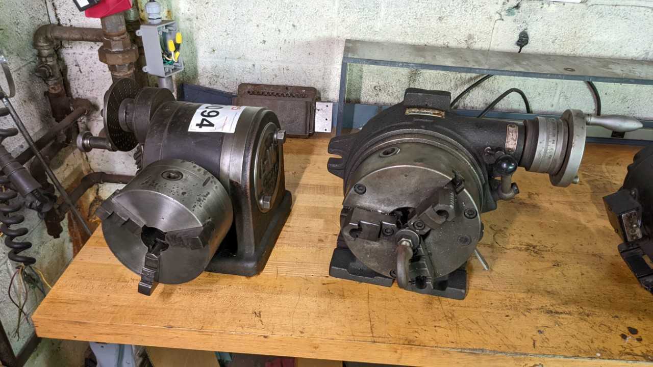 Lot of 2 chucks - MACHINE TOOLING