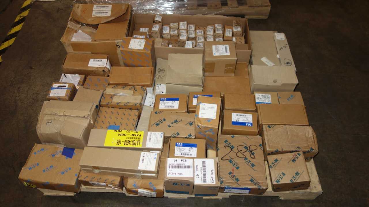 1 PALLET OF ASSORTED EATON ELECTRICAL, CONTACTOR, RELAYS - ELECTRICAL COMPONENTS
