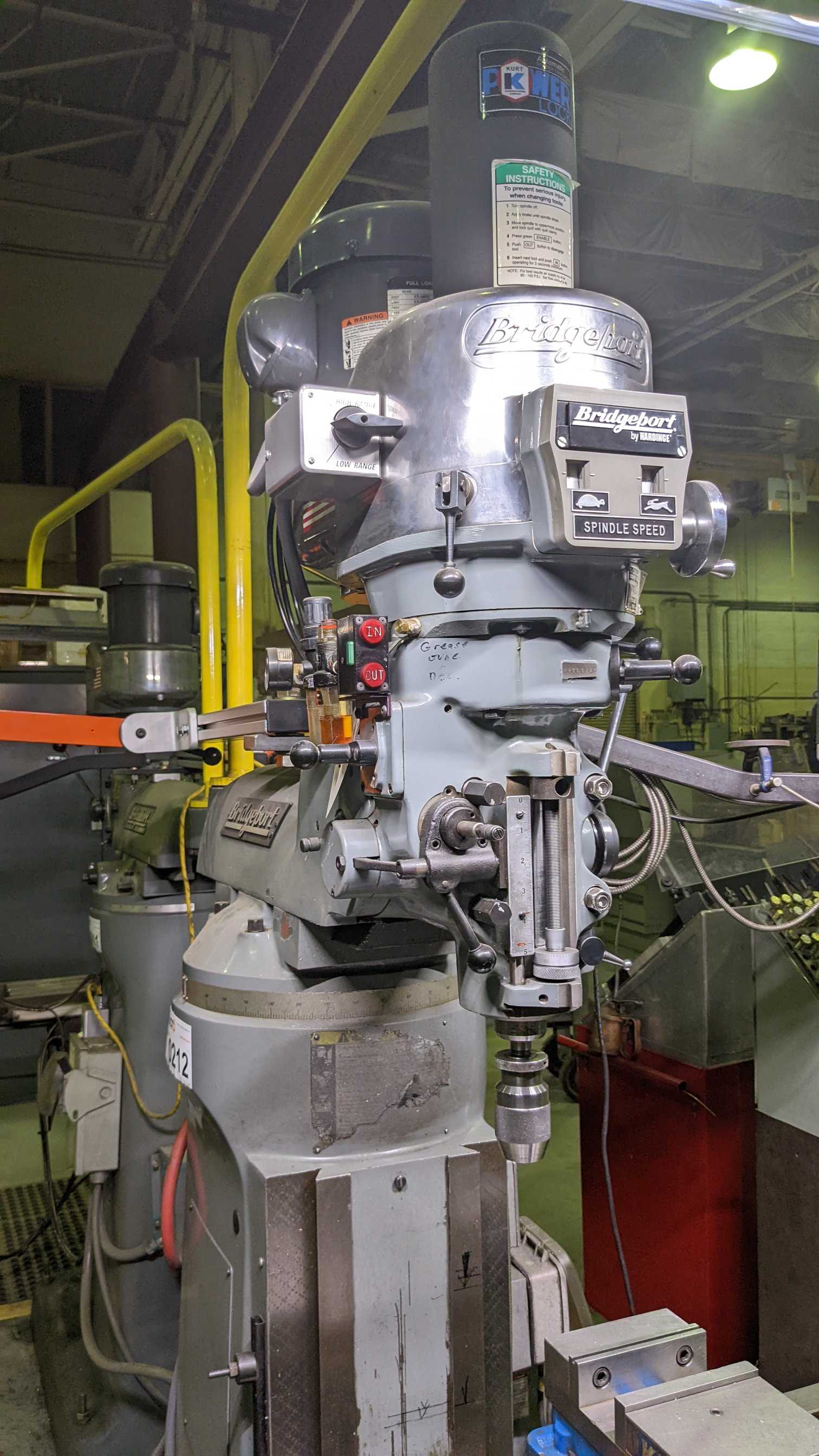 BRIDGEPORT MILLING MACHINE - MILLING MACHINES