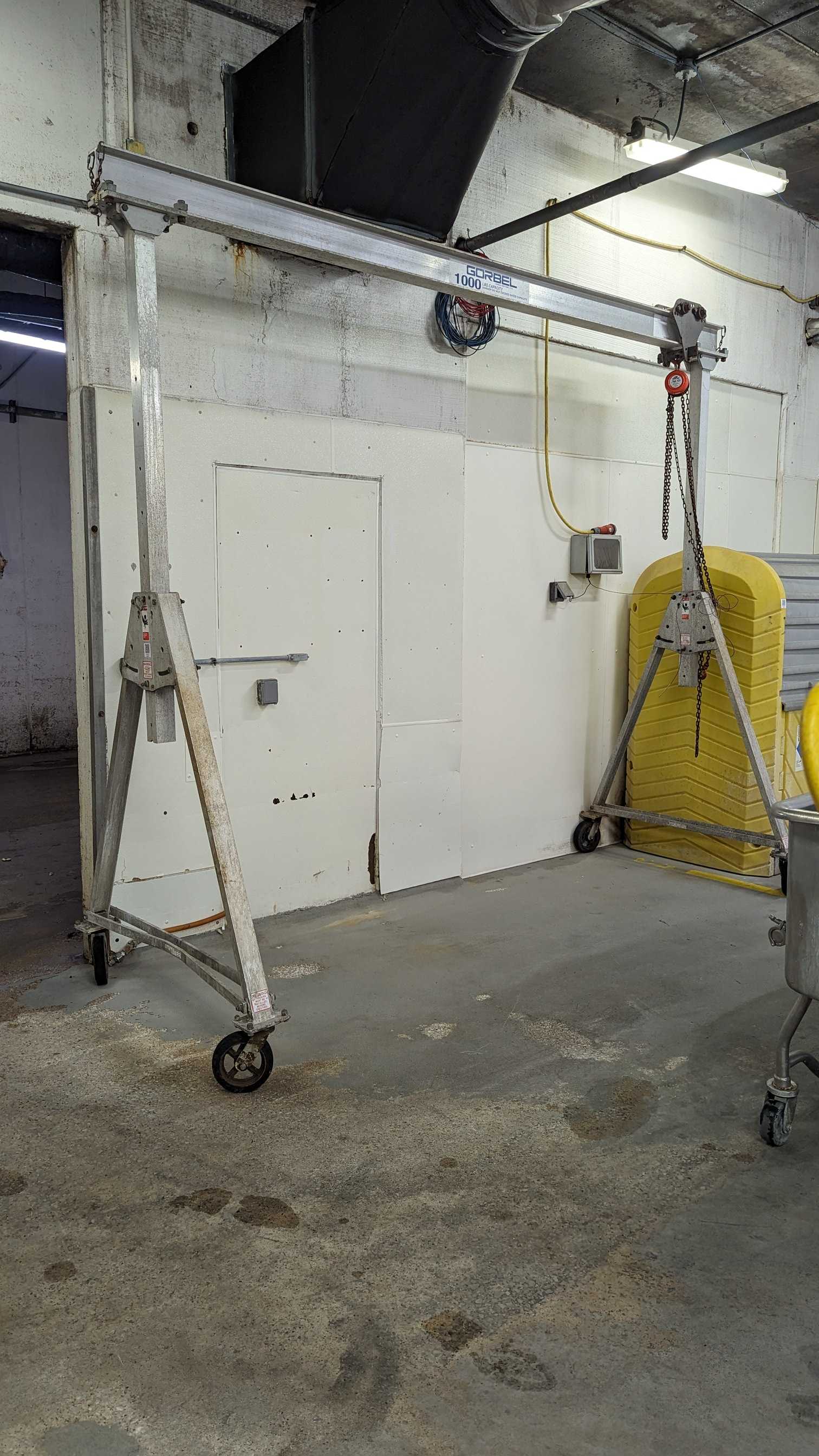 GORBEL 1000 LBS CAPACITY A FRAME GANTRY WITH CM1/2 TON HOIST - LIFTING EQUIPMENT