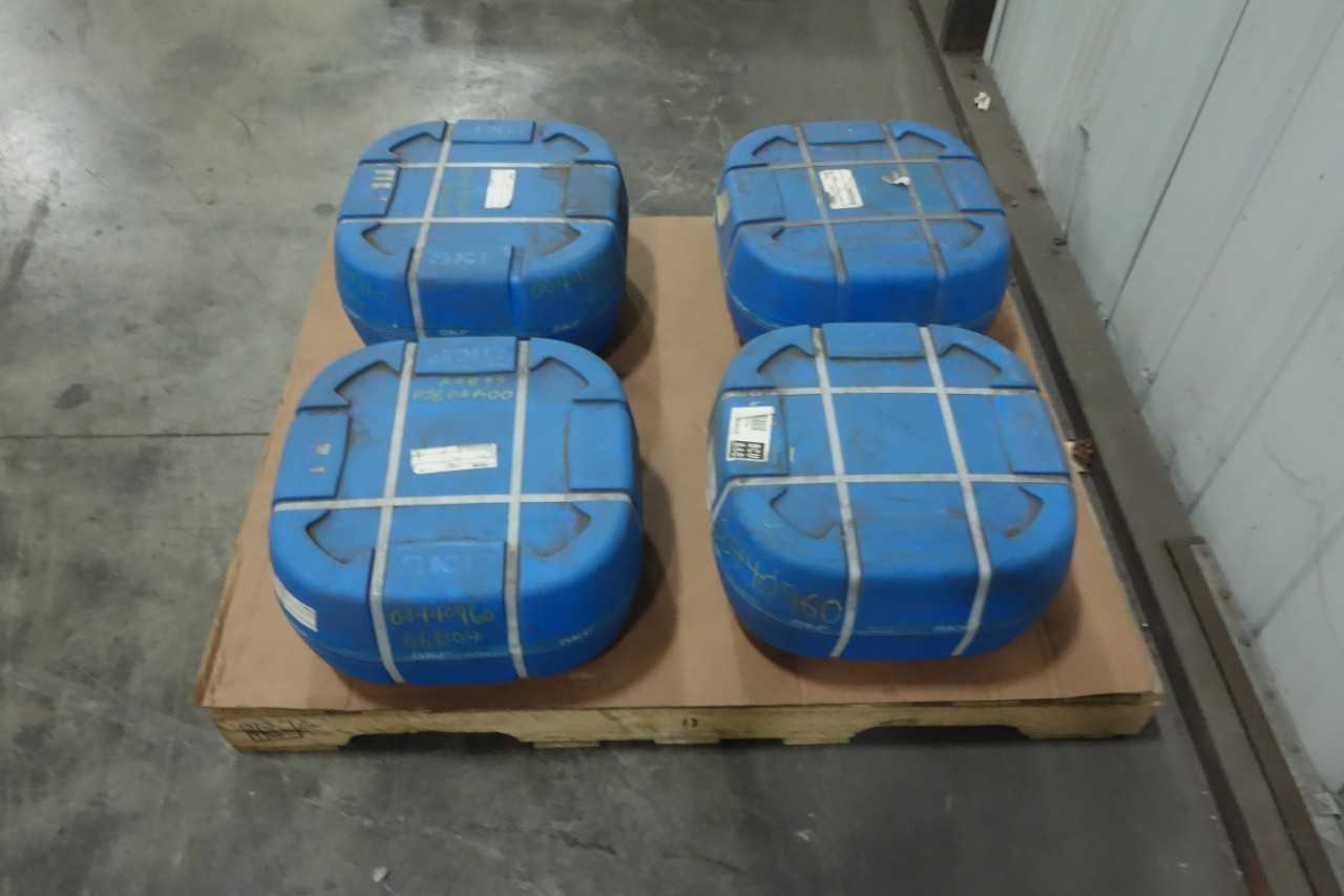 LOT OF 4 SKF 23148 CCK/C4W33 ROLLER BEARINGS - BEARINGS