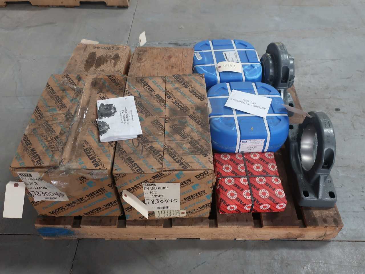 1 PALLET OF ASSORTED BEARINGS - BEARINGS