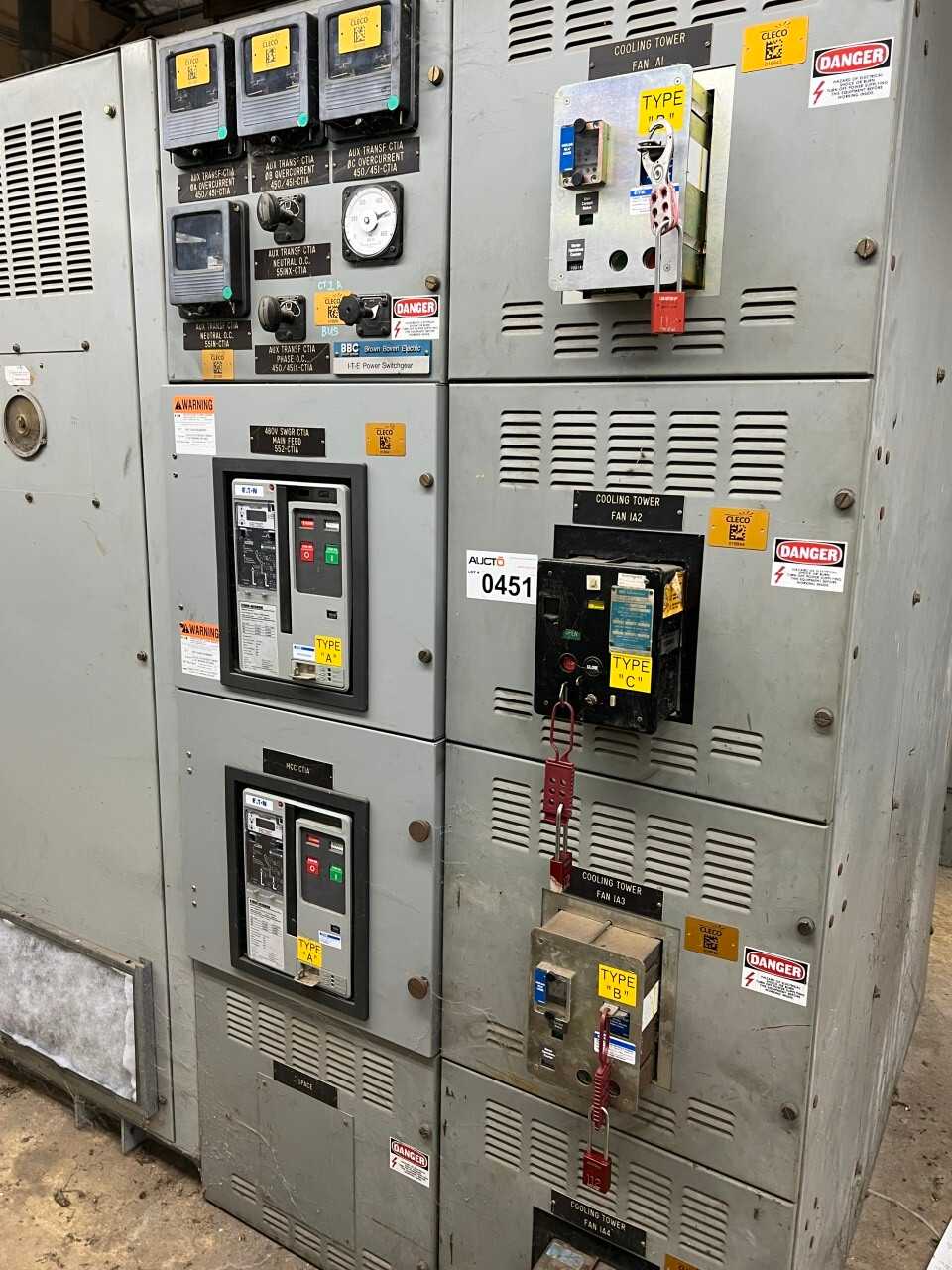 Lot of 3 Eaton Magnum DS Power Circuit Breakers - CIRCUIT BREAKERS