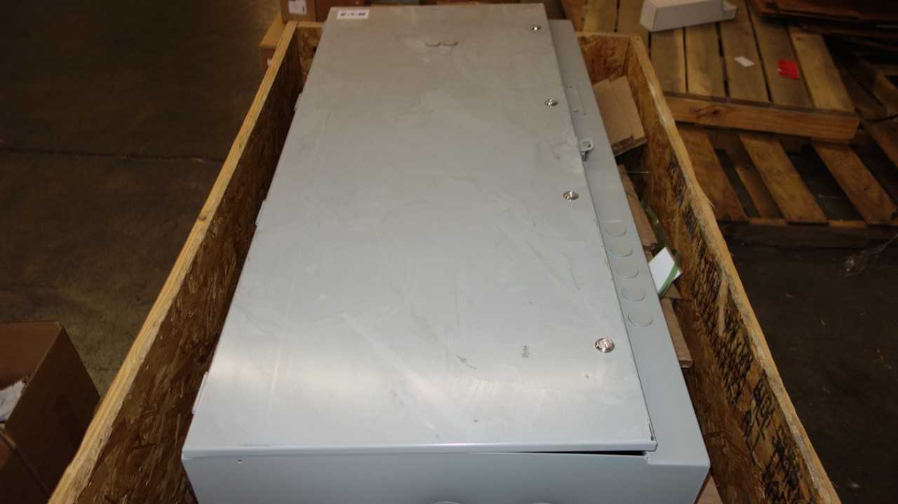 EATON 39-44013-32 INDUSTRIAL CONTROL PANEL ENCLOSURE - ELECTRICAL COMPONENTS