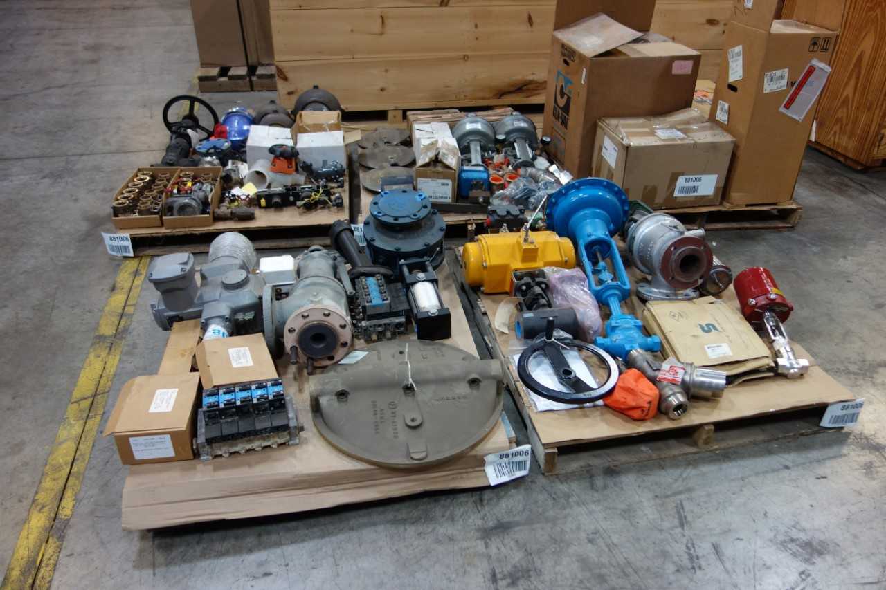 5 PALLETS OF ASSORTED VALVES AND VALVE ACCESSORIES - VALVES