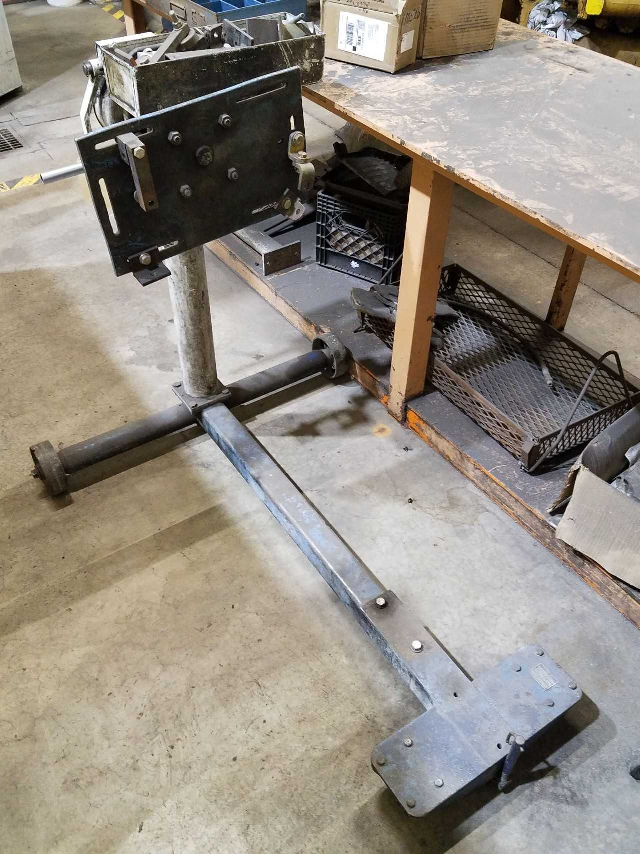 Engine stand, 2000lb capacity - LIFTING EQUIPMENT Engine stand, 2000lb capacity - LIFTING EQUIPMENT