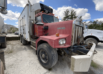 1980 KENWORTH STRAIGHT CARGO TRUCK - NO TITLE AVAILABLE - STRAIGHT CARGO TRUCKS