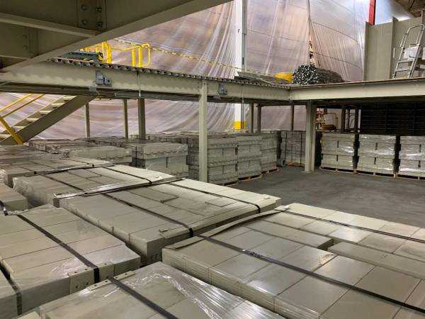 Bulk Offering of Heavy-Duty Steel Drawers / Cabinets - SHELVING