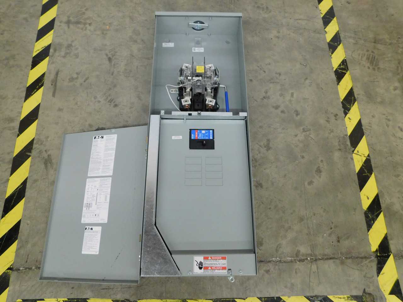 Lot of Quantity 1x MBX816B200BTS Electrical Enclosures - ELECTRICAL ENCLOSURES