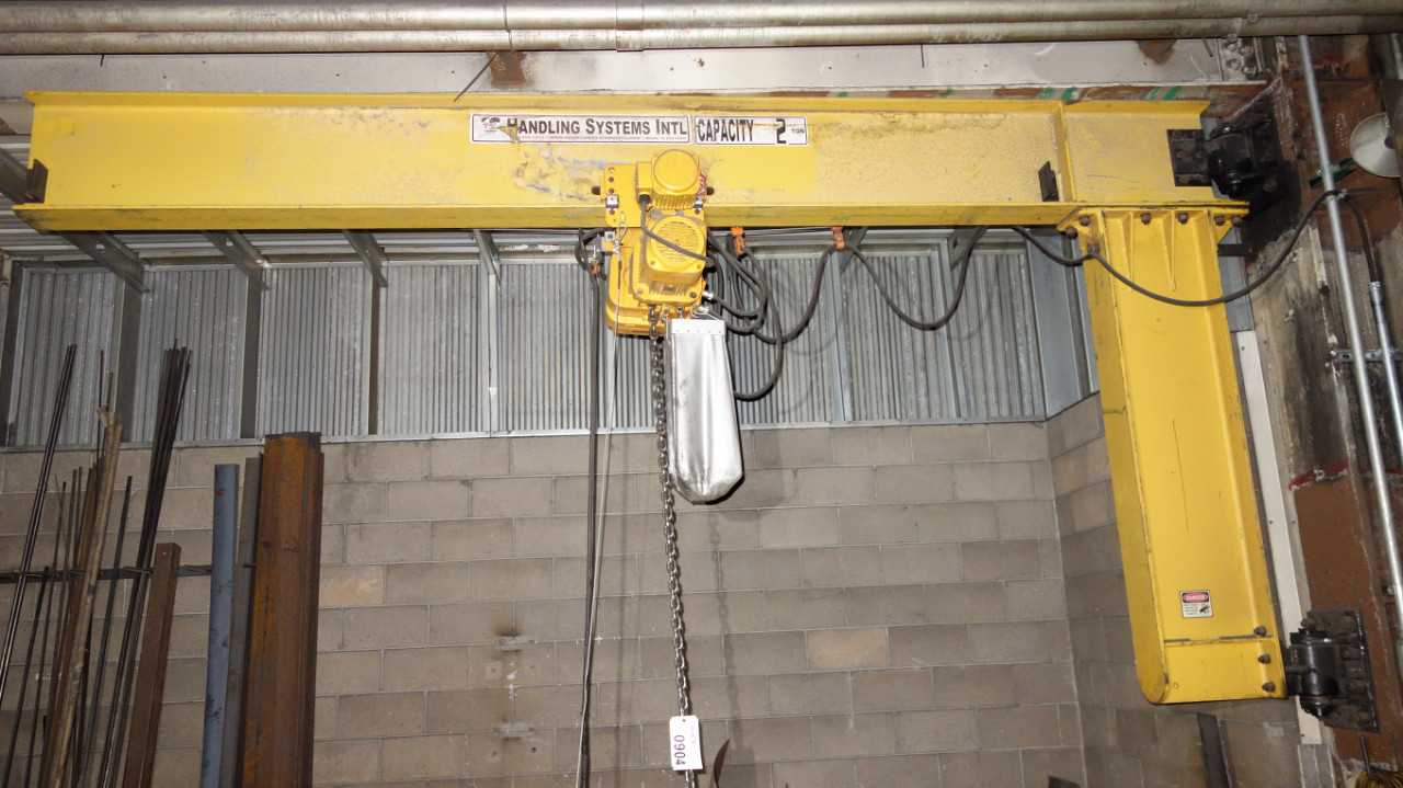 HARRINGTON 2 TON ELECTRIC CHAIN HOIST AND TROLLEY WITH 2 TON JIB CRANE - MISCELLANEOUS