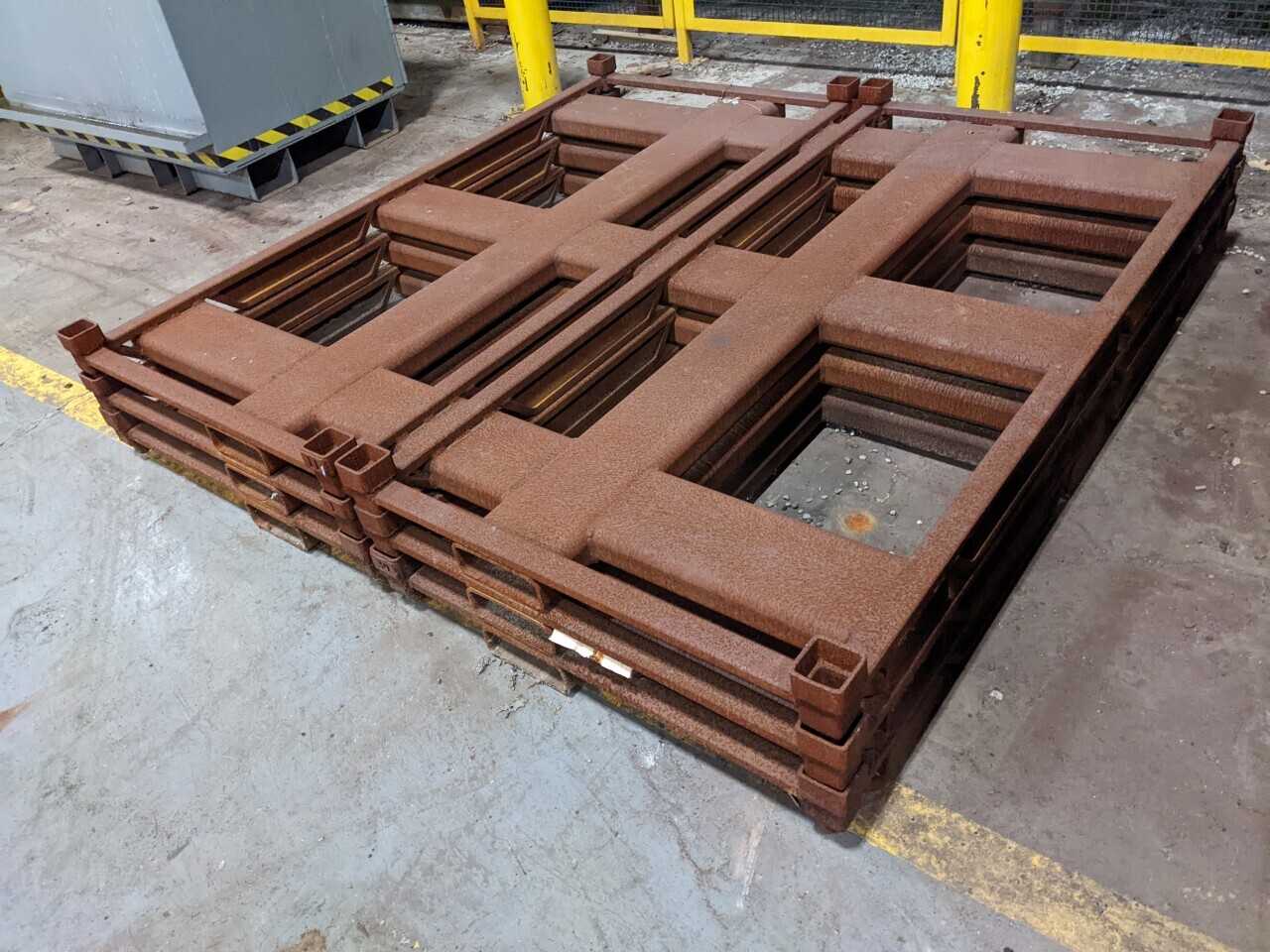 LOT OF 19 80X80IN STEEL MACHINE BASE SKIDS - MACHINING ACCESSORIES & TOOLING