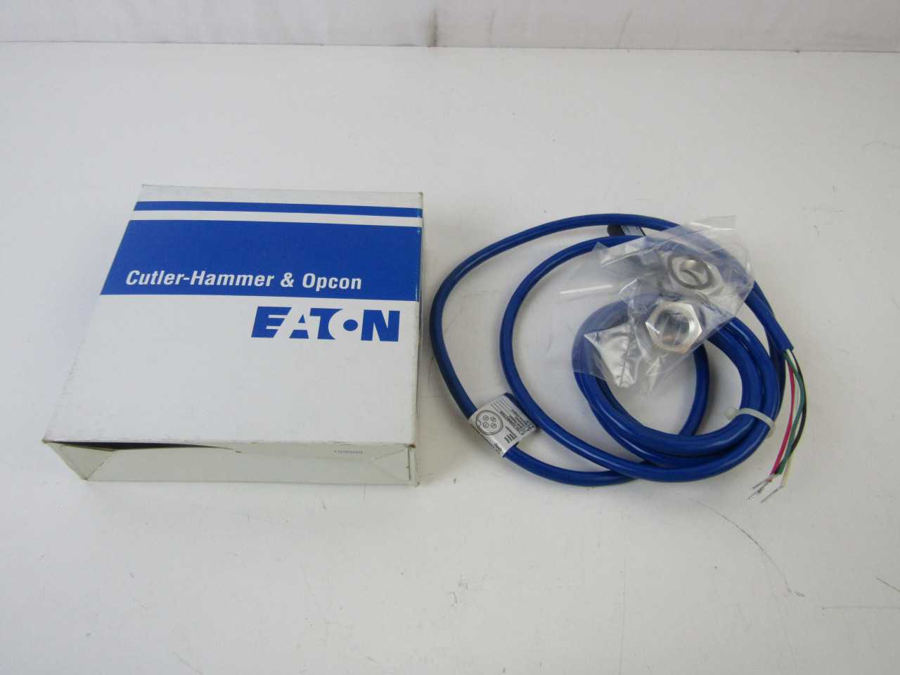 Lot of Quantity 1x Timing relay and 4 Photoelectric Sensor - AUTOMATION & CONTROLS