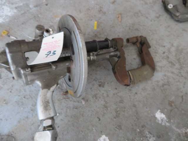 Pneumatic Rivet Gun - MISCELLANEOUS