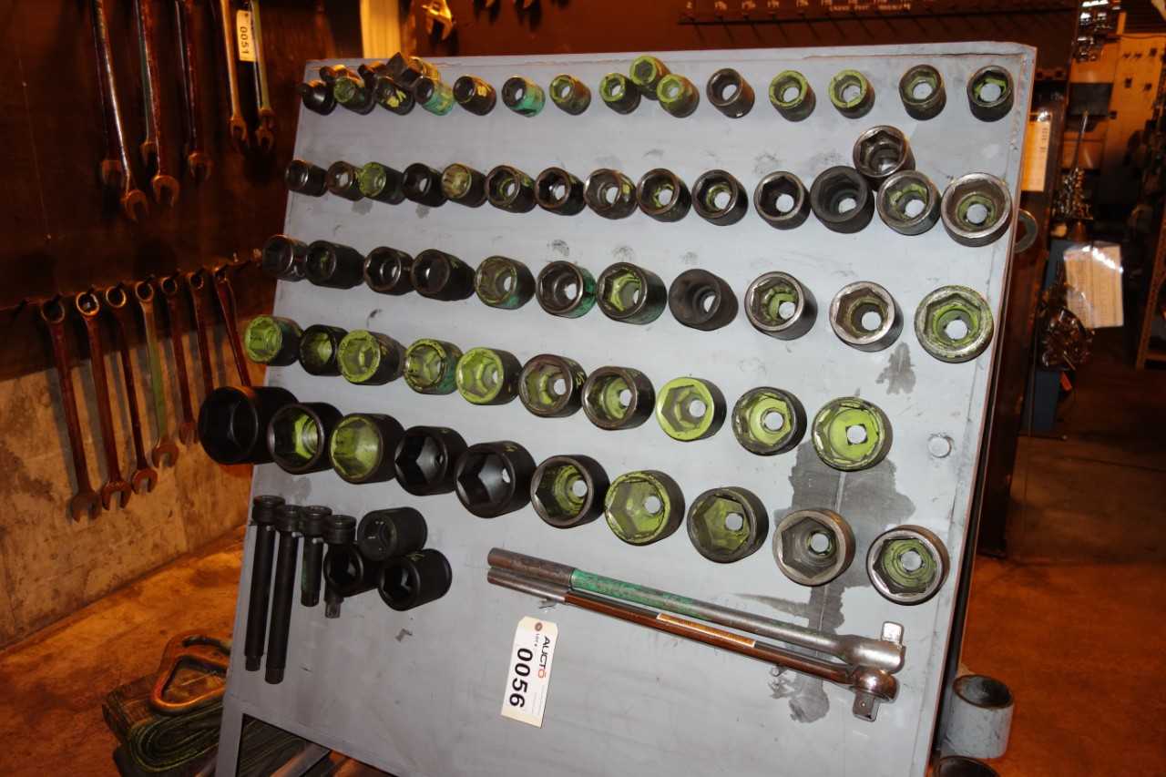 WALL OF ASSORTED IMPACT 3/4" DRIVE SOCKETS, 1-3/16IN TO 4IN - HAND TOOLS