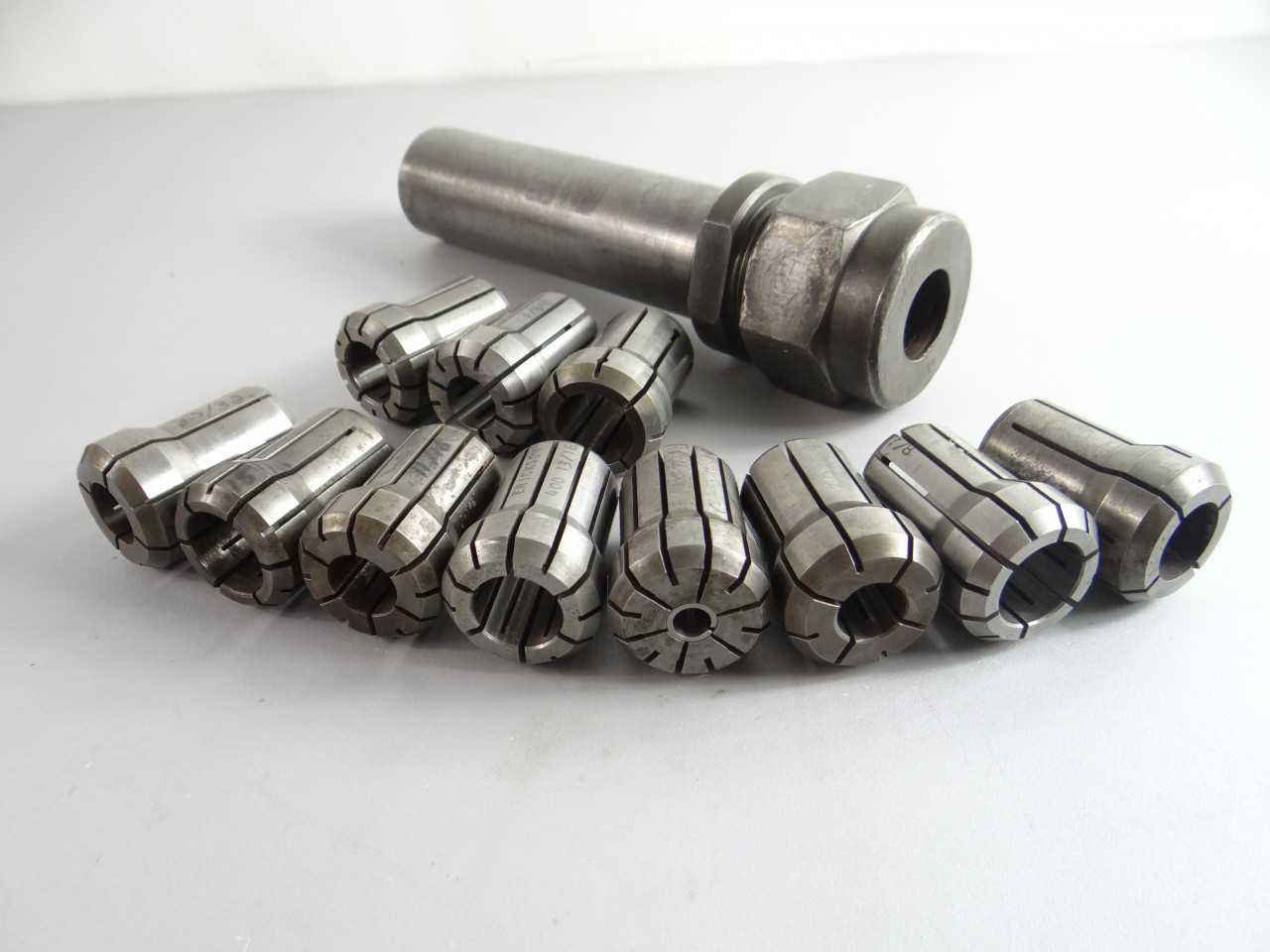 Lot of 11 DA400 Collets With Collet Chuck - MACHINING ACCESSORIES & TOOLING