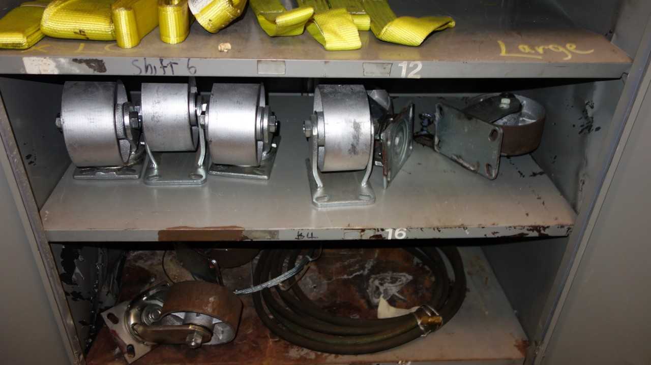 LOT OF 3 STORAGE CABINETS WITH CONTENTS, ASSORTED GRINDING WHEELS, WELDING TORCHES, CASTERS, AND SLINGS - TOOL STORAGE