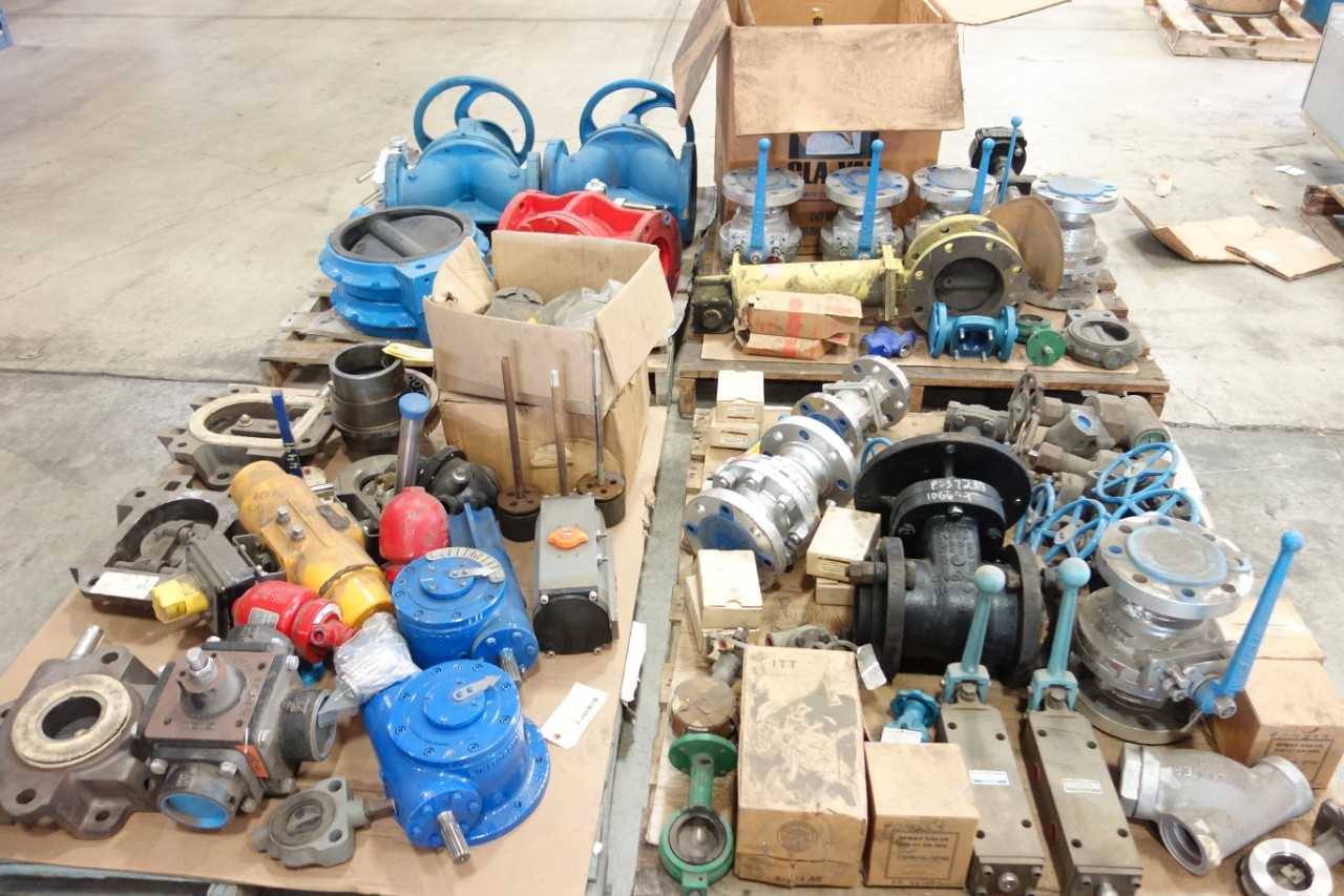 4 PALLETS OF ASSORTED VALVES - VALVES