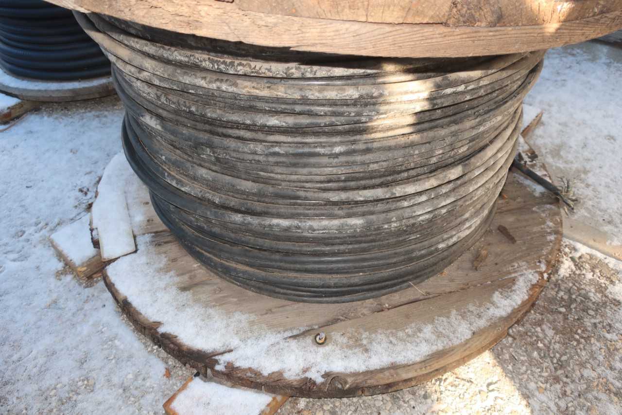 3 SPOOLS OF ASSORTED INSULATED CABLE-WIRE - ELECTRICAL COMPONENTS
