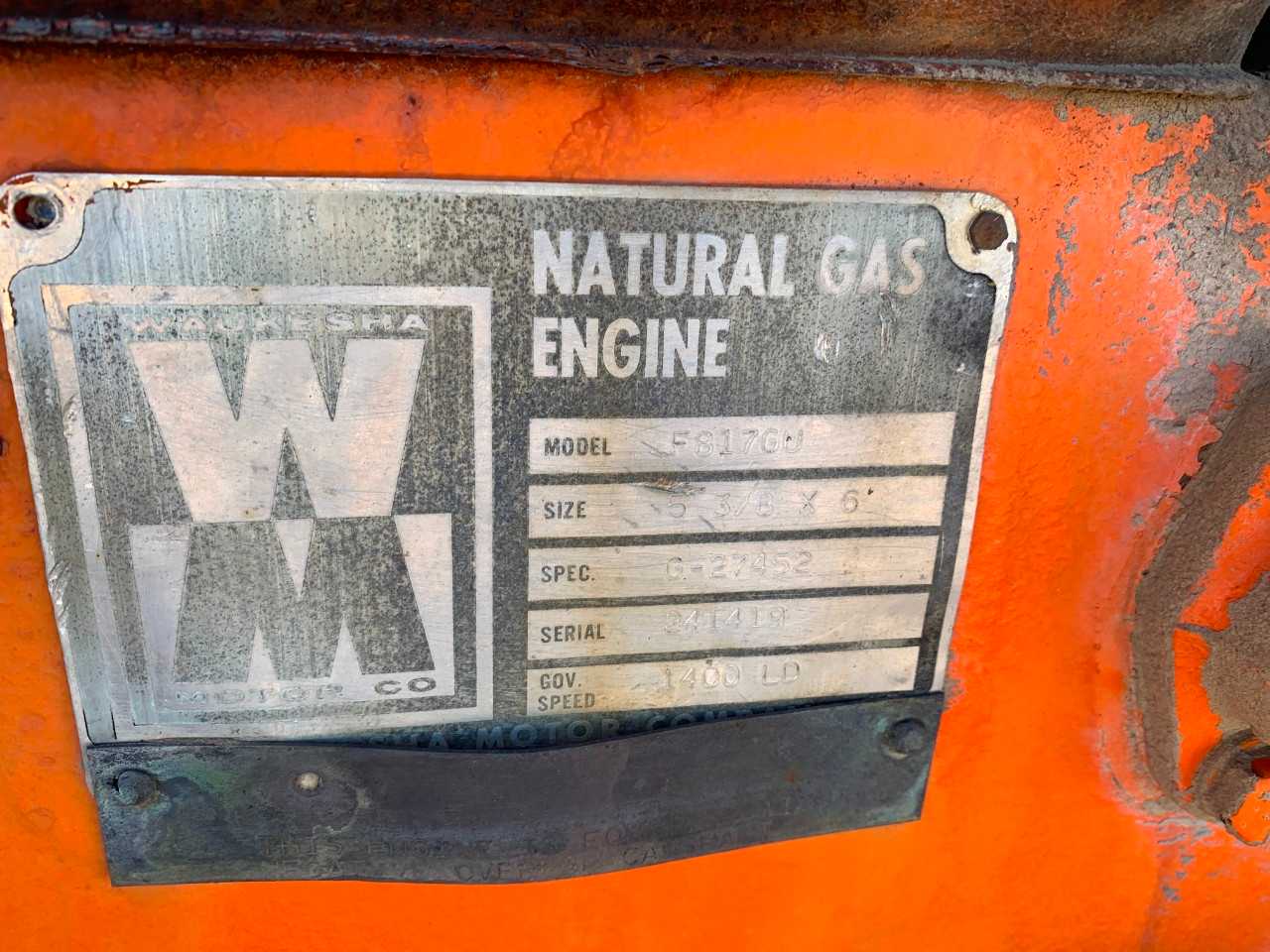 Waukesha F817GU Natural Gas Engine - PALLET JACKS