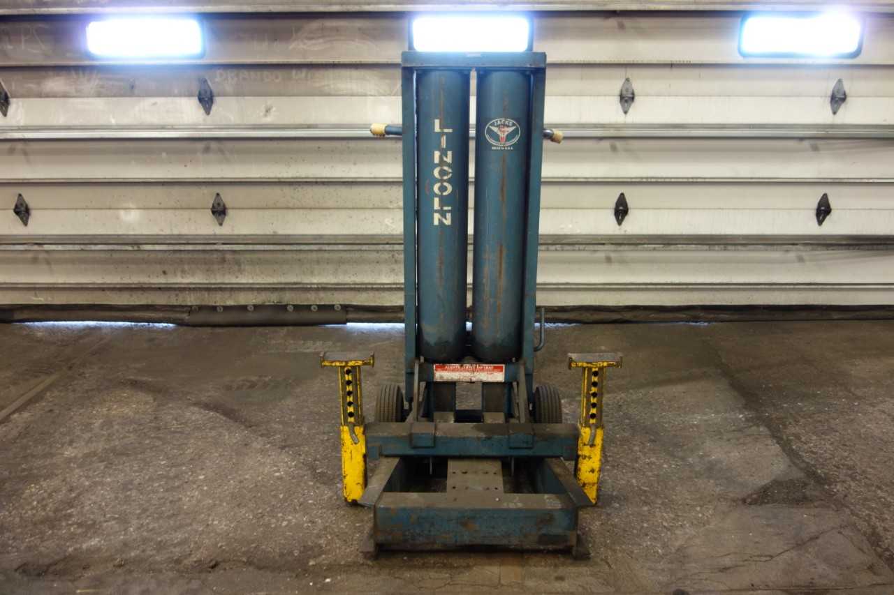 LINCOLN 93692 7 TON PNEUMATIC JACK - PLANT & FACILITY