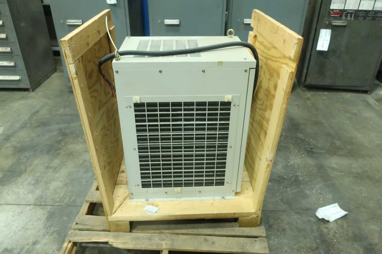 MITSUBISHI UNIT COOLER HE-UV300-02 200/220V 3PH 3000CAP - MISCELLANEOUS