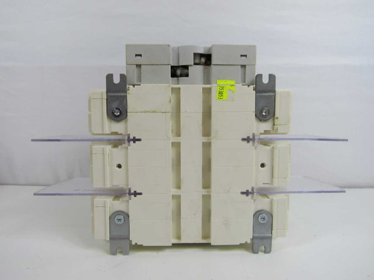 Quantity of 3x R9L3200FJ Switches - ELECTRICAL COMPONENTS