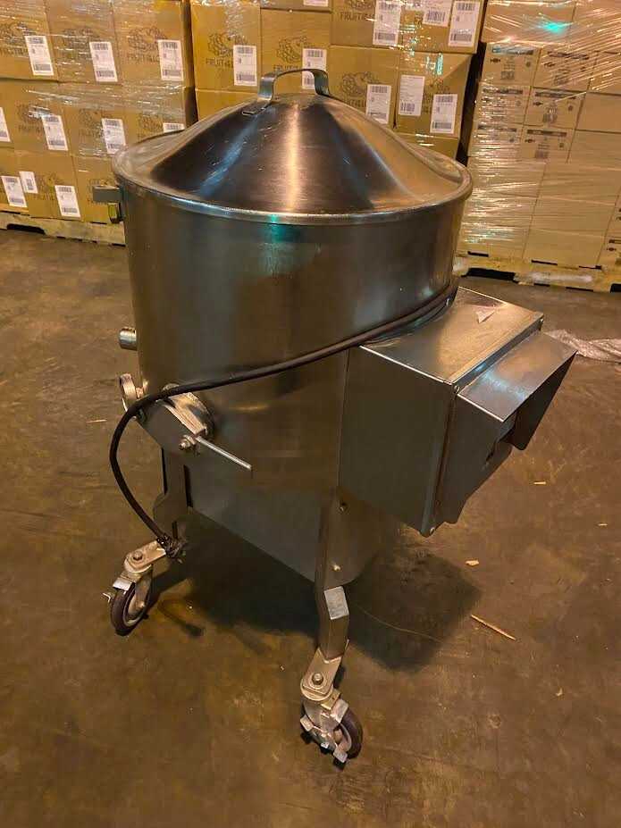 Savage 150 lbs Chocolate Melter - FOOD & BEVERAGE