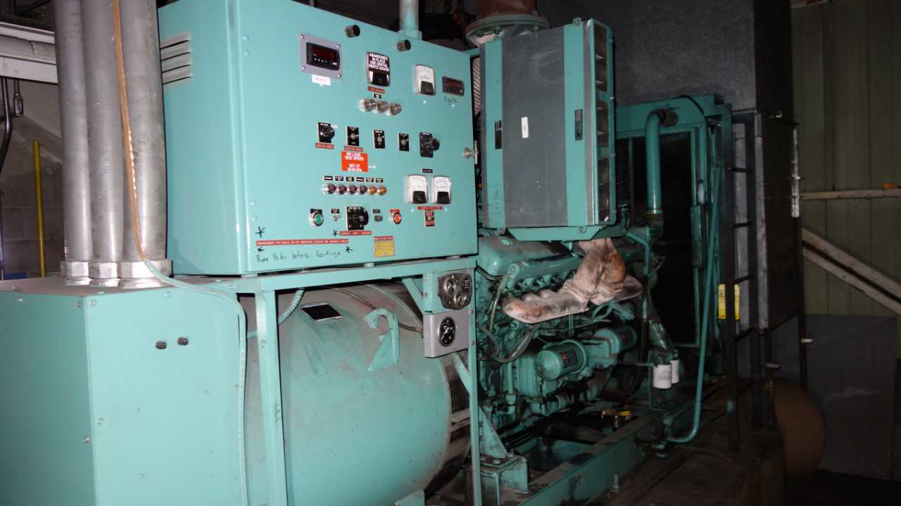 DETROIT DIESEL GENERATOR 362HRS 500KW 240/480V-AC - STANDBY POWER GENERATOR