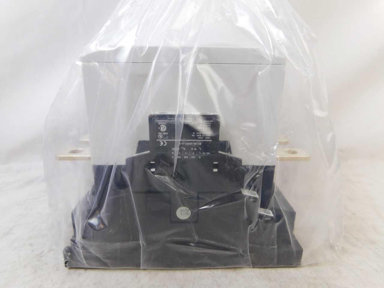 Quantity of 3 New Surplus Eaton XTCE225H22TD Non-Reversing Contactor Type XT 3P 225A 400V 2NO 2NC - CONTACTORS