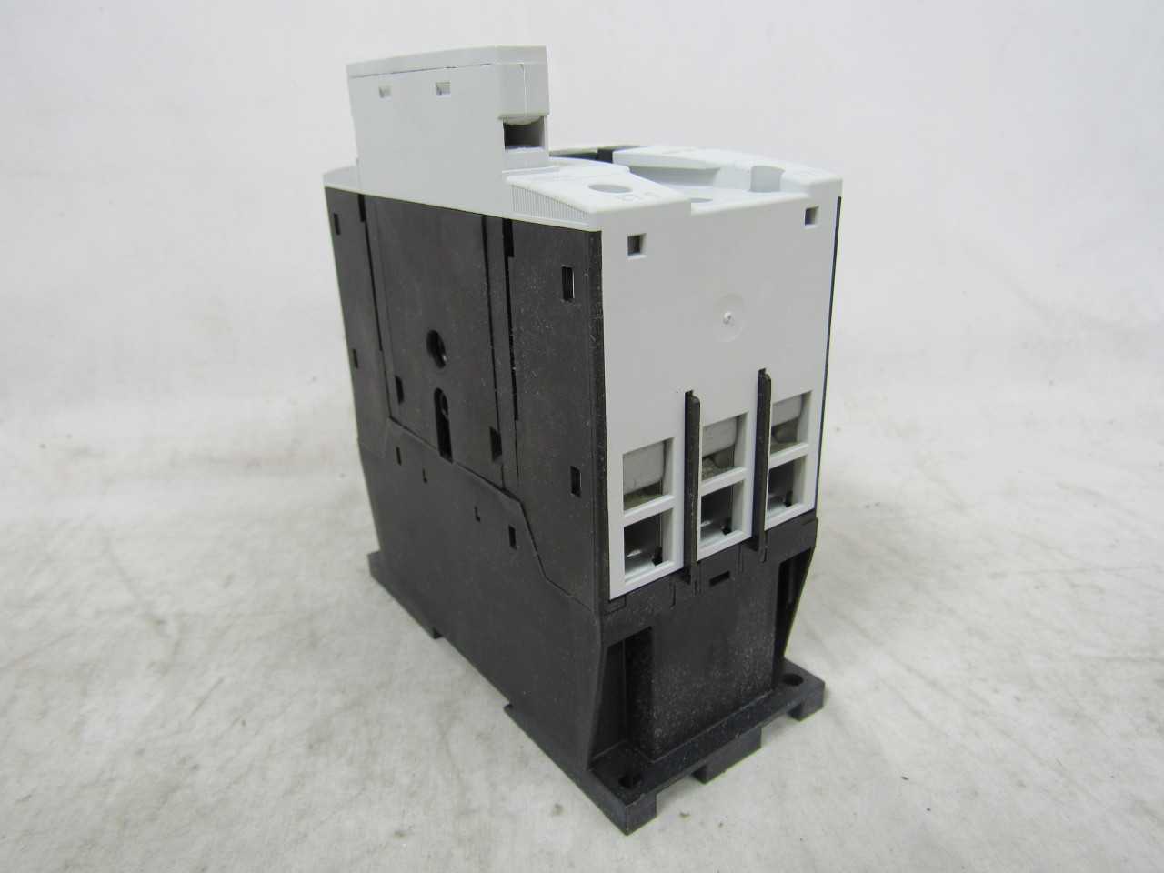 Lot of Qty 11x Eaton XTCE072D00TD Non-Reversing Contactor - CONTACTORS
