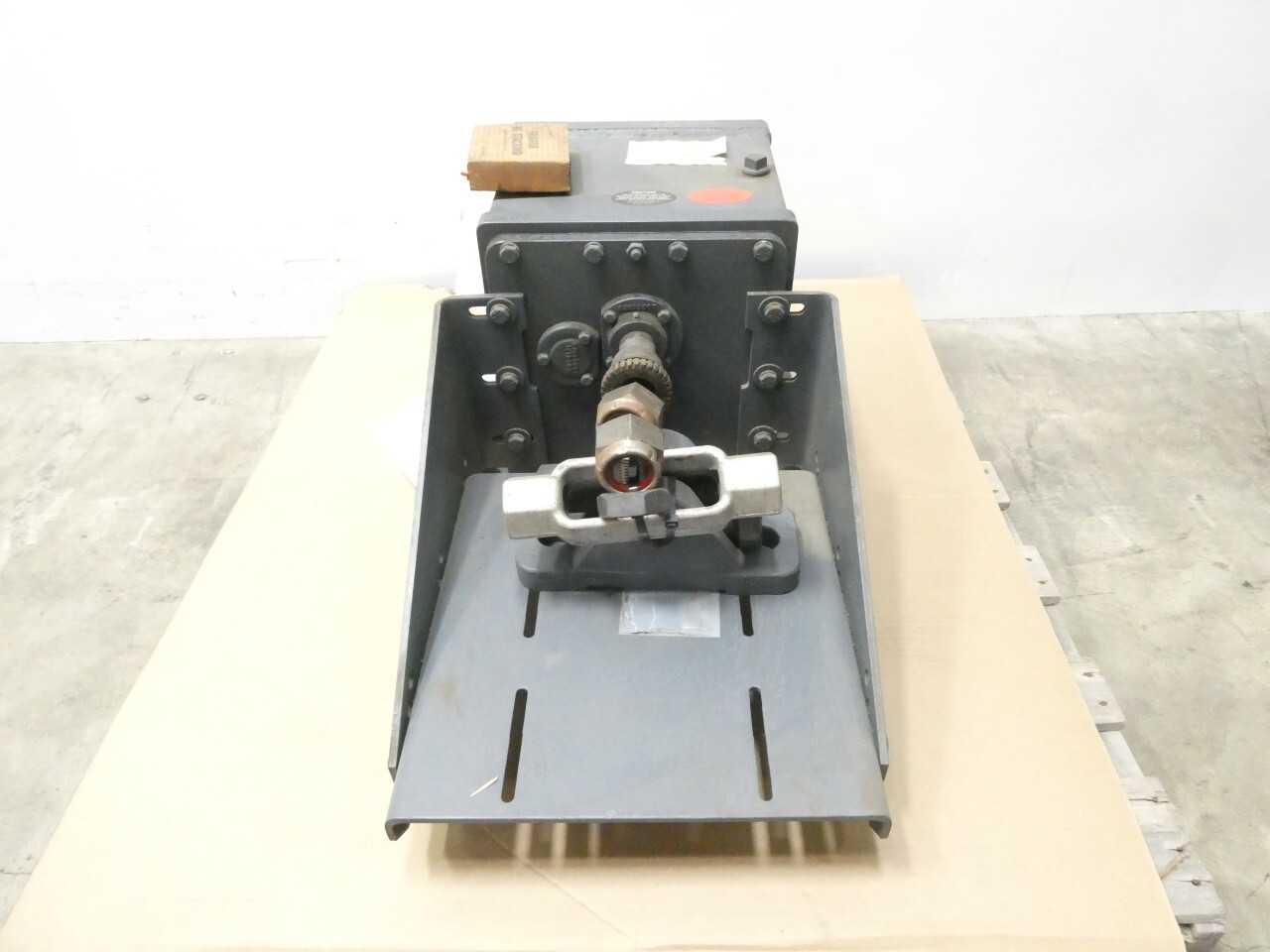 FALK 1060FZ3A 1-5/8IN 2-3/4IN 7.5HP 70.51:1 INLINE GEAR REDUCER - GEAR REDUCERS FALK 1060FZ3A 1-5/8IN 2-3/4IN 7.5HP 70.51:1 INLINE GEAR REDUCER - GEAR REDUCERS