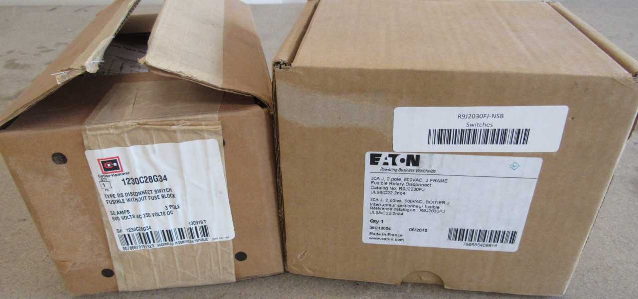 Lot of Quantity 1x R9J2030FJ & 1x 1230C28G34 Switches - ELECTRICAL COMPONENTS