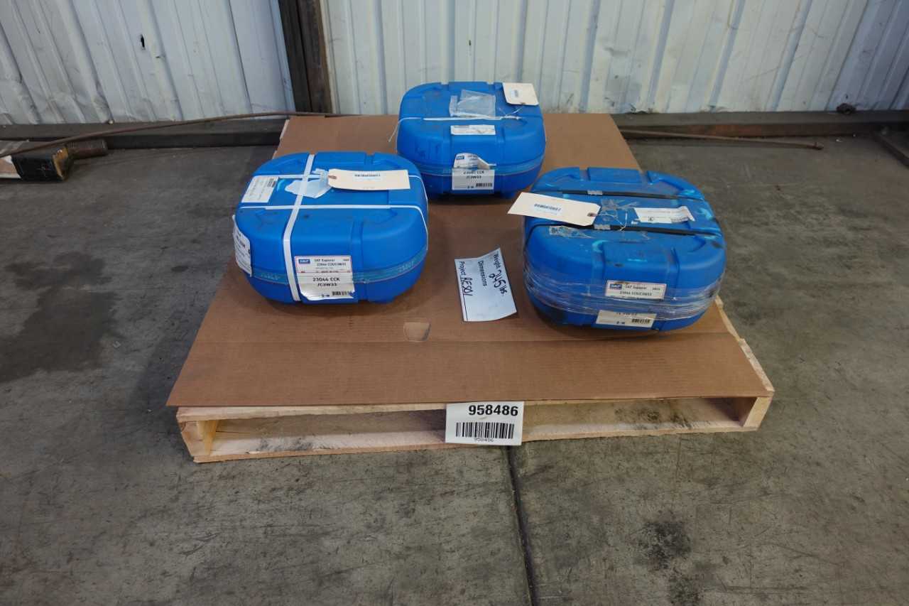 LOT OF 3 SKF 23044 CCK/C3W33 ROLLER BEARINGS - BEARINGS