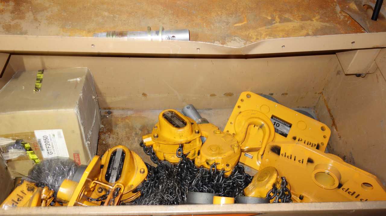 KNACK ROLLING JOB BOX WITH 5 AND 10 TON CHAIN HOISTS - LIFTING EQUIPMENT