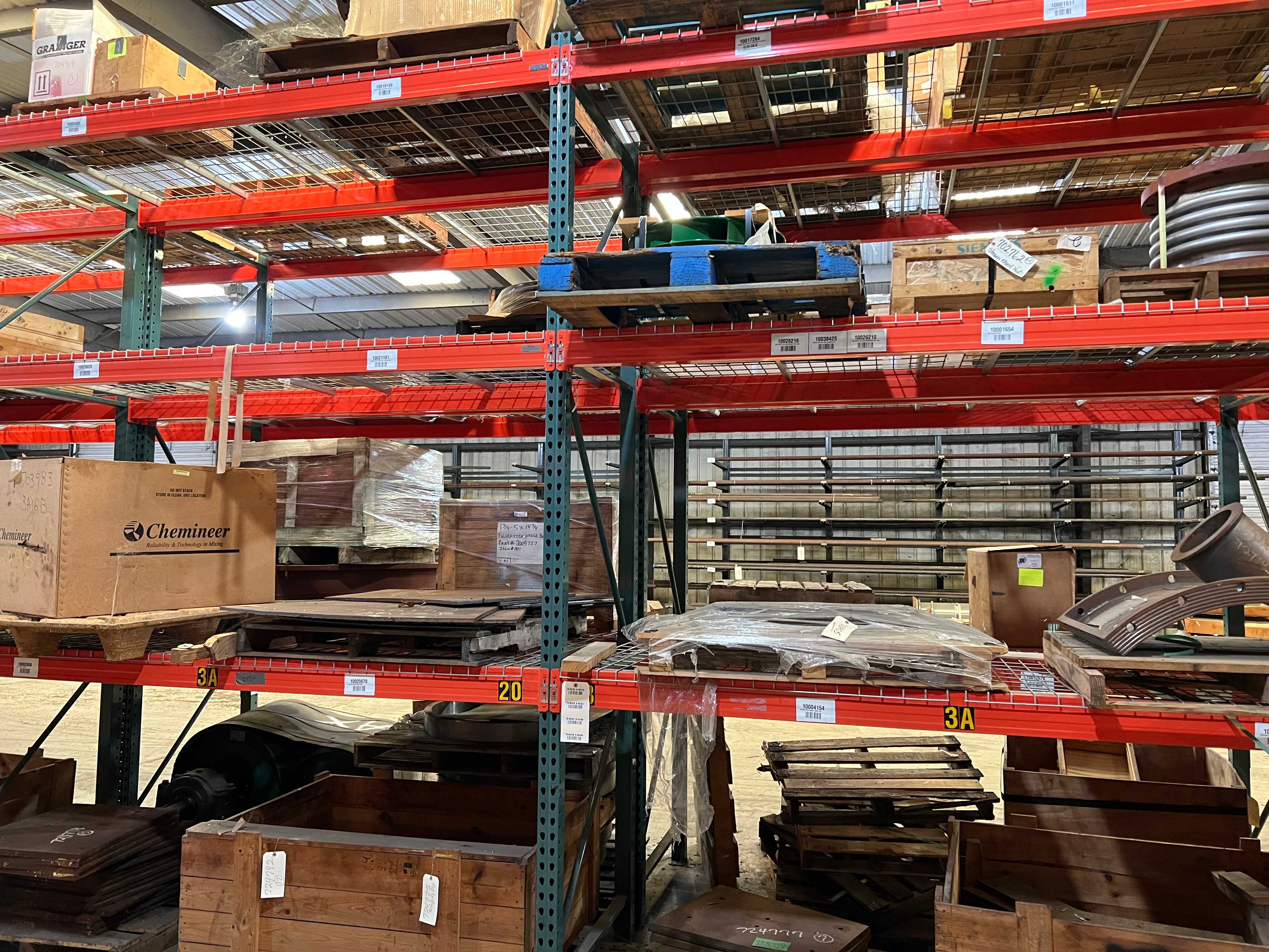 CONTENTS OF RACKING (RACKING NOT INCLUDED) - PALLET RACKING