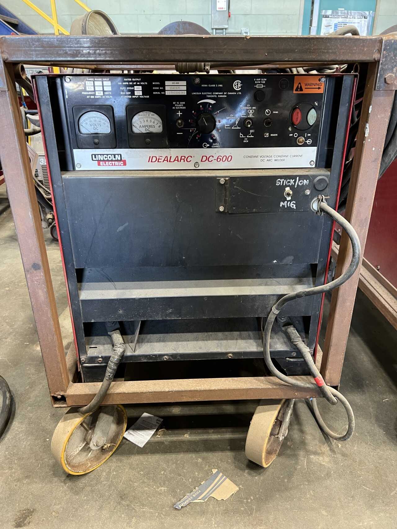 Lincoln electric Idealarc DC-600 DC Arc Welder - WELDING EQUIPMENT