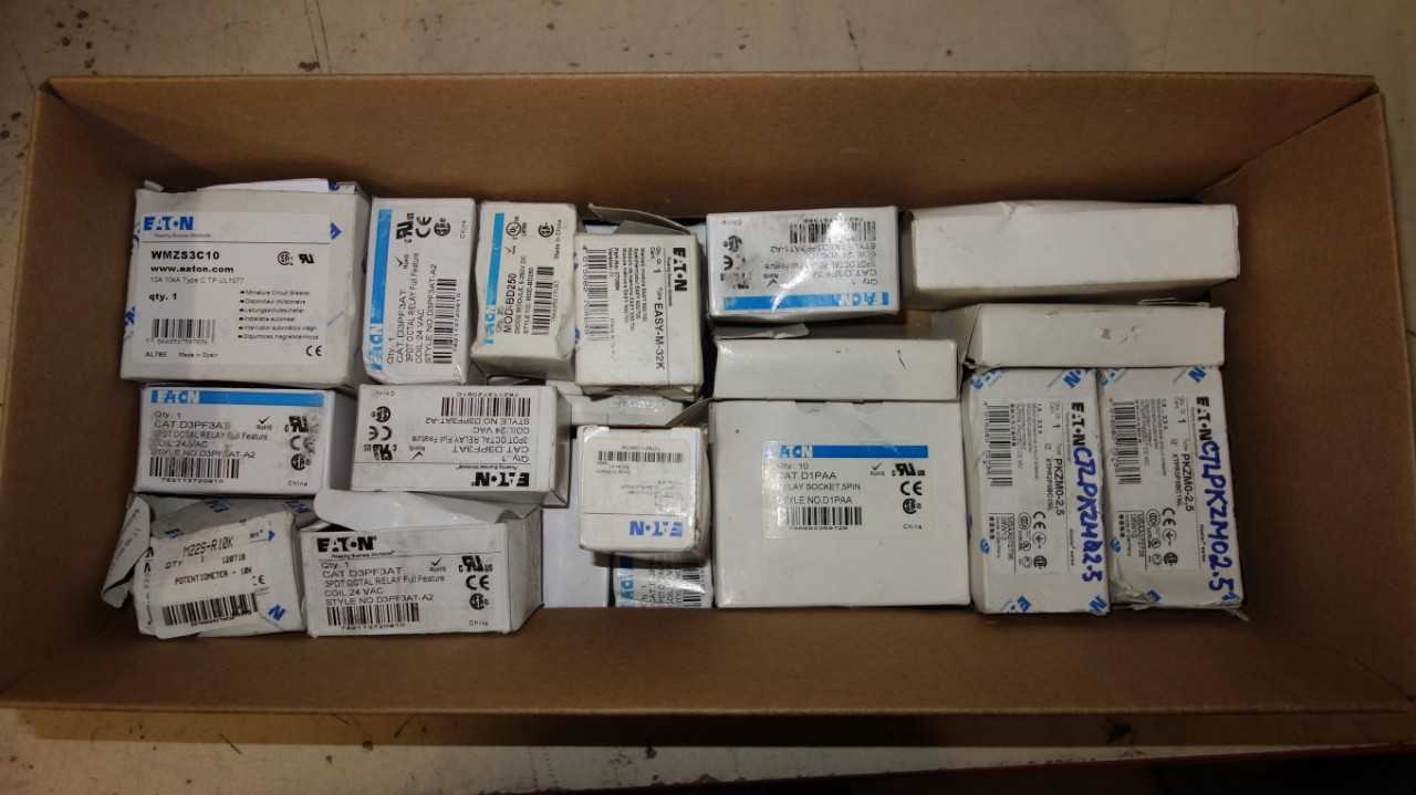 1 BOX OF EATON / CUTLER HAMMER ELECTRICAL - ELECTRICAL COMPONENTS