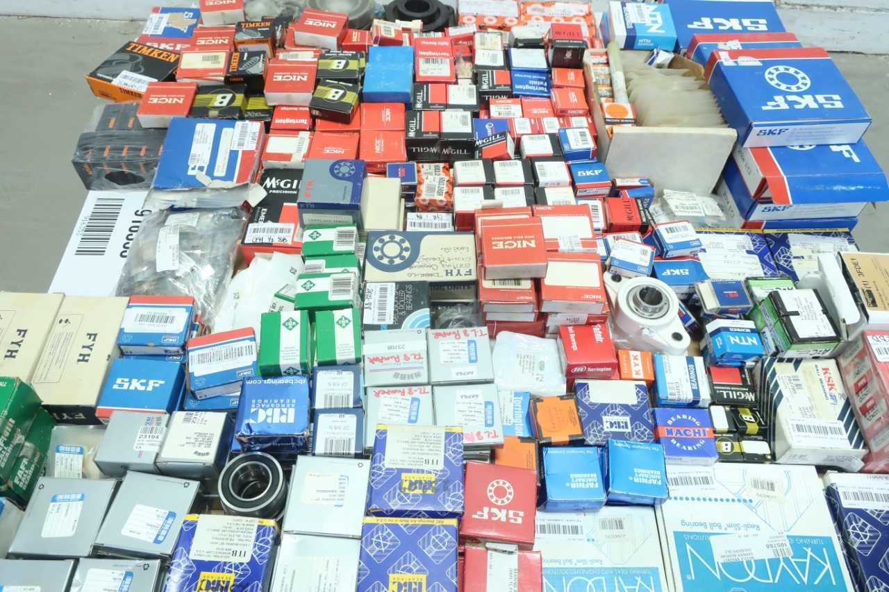 PALLET OF ASSORTED BEARINGS - BEARINGS