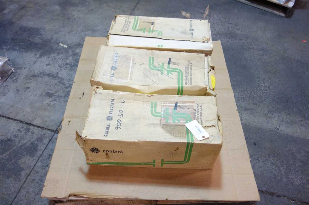 LOT OF 3 ASSORTED COMBINATION MOTOR STARTERS, ALLEN BRADLEY, GENERAL ELECTRIC - MOTOR STARTERS
